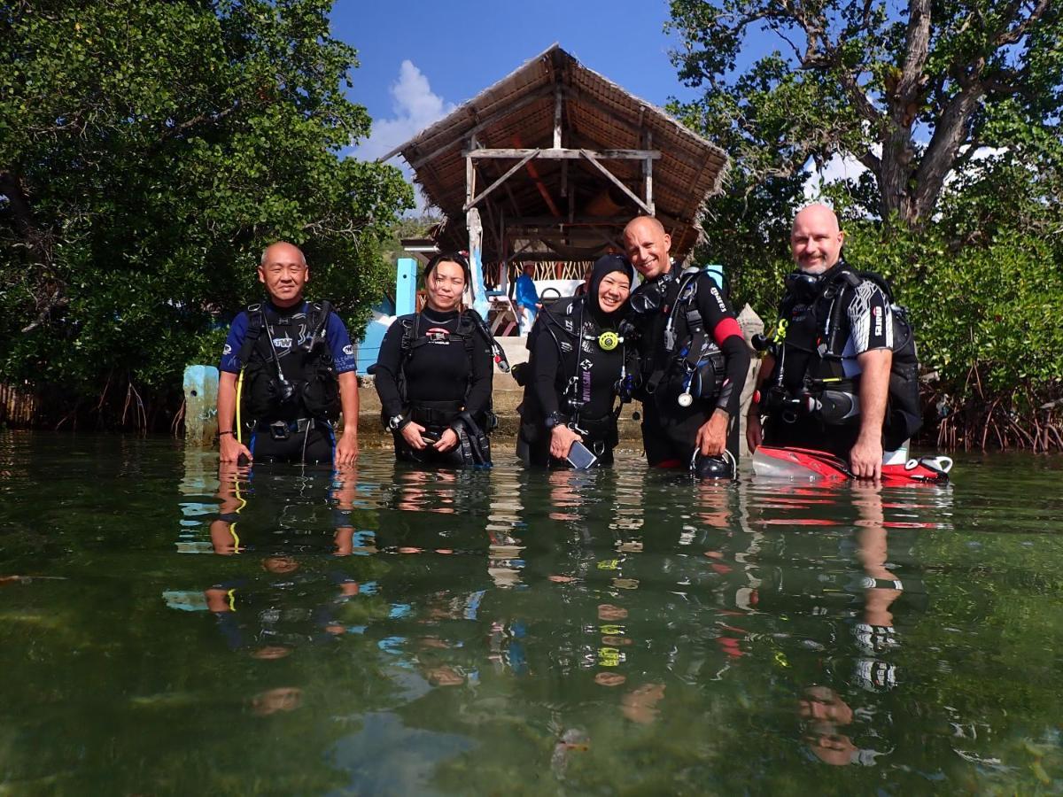 Alegria Dive Resort Luaran gambar