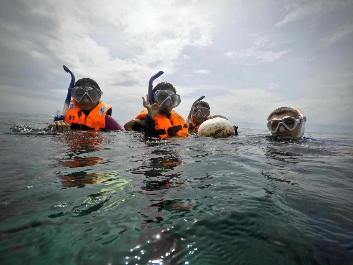 Alegria Dive Resort Luaran gambar